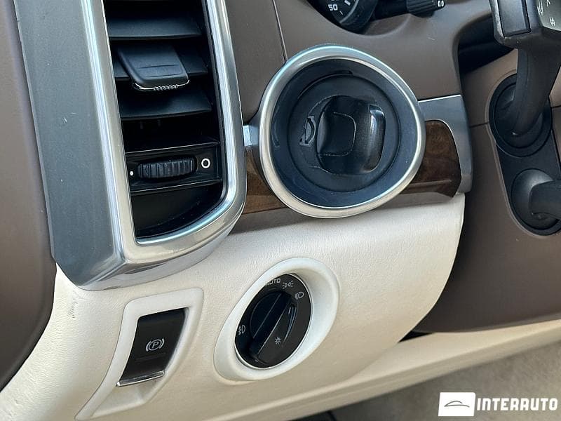 2011 Porsche Cayenne S Hybrid — Miniatură 13