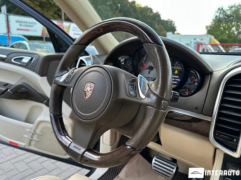 2011 Porsche Cayenne S Hybrid — Miniatură 17
