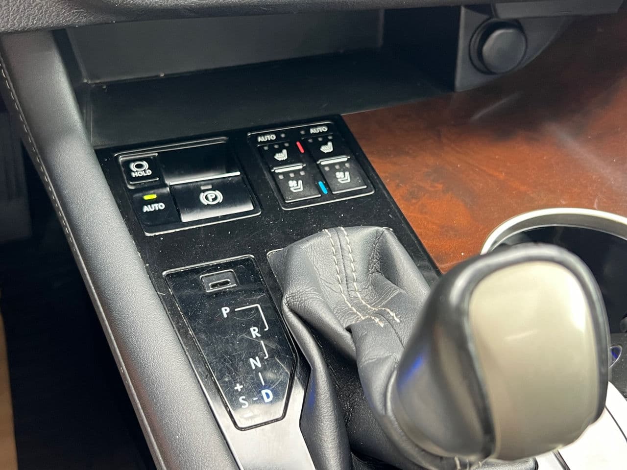 Lexus RX 450h 2016 — Миниатюра 12