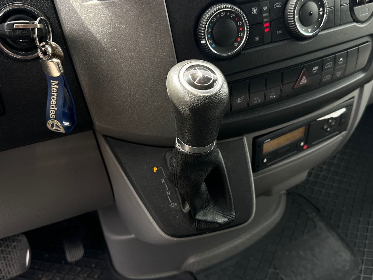 2017 Mercedes Sprinter — Miniatură 14