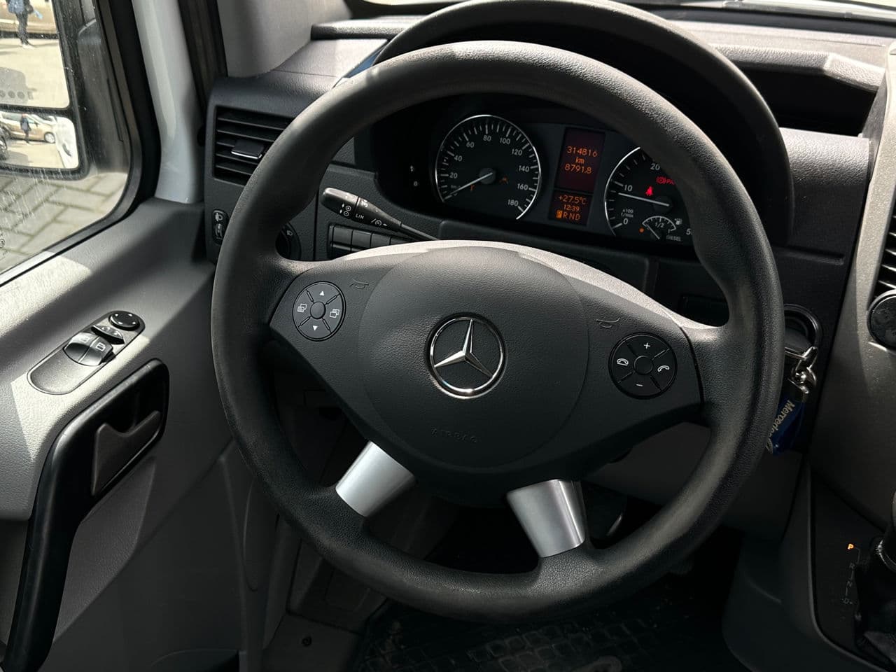 2017 Mercedes Sprinter — Miniatură 10