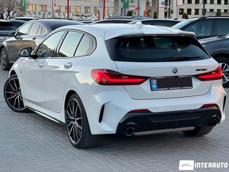 2023 BMW M135 — Miniatură 4