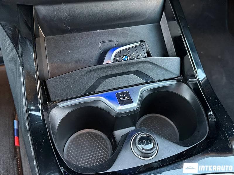 2023 BMW M135 — Miniatură 14