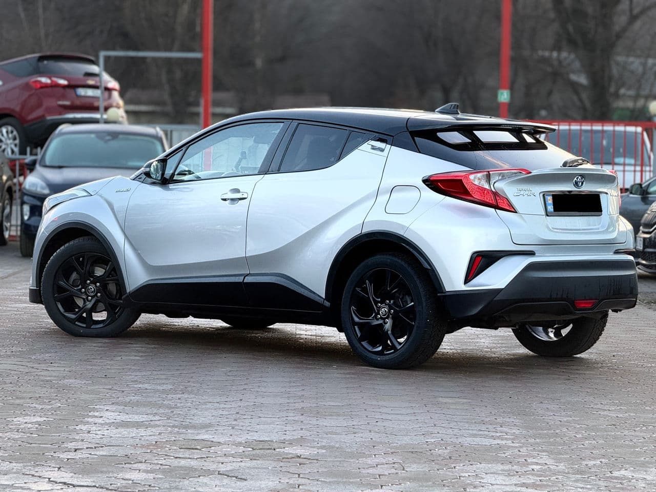 2018 Toyota C-HR — Miniatură 2