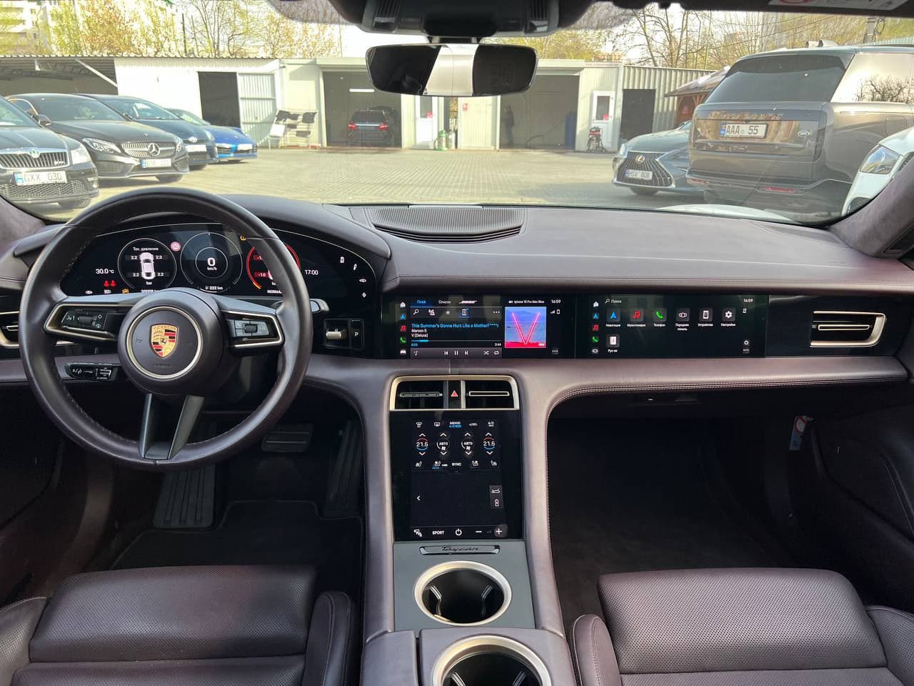 2021 Porsche Taycan 4S — Miniatură 8