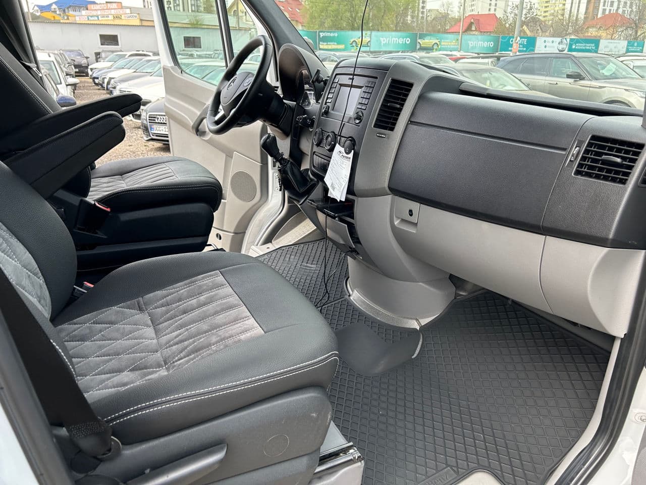 2018 Mercedes Sprinter — Miniatură 14