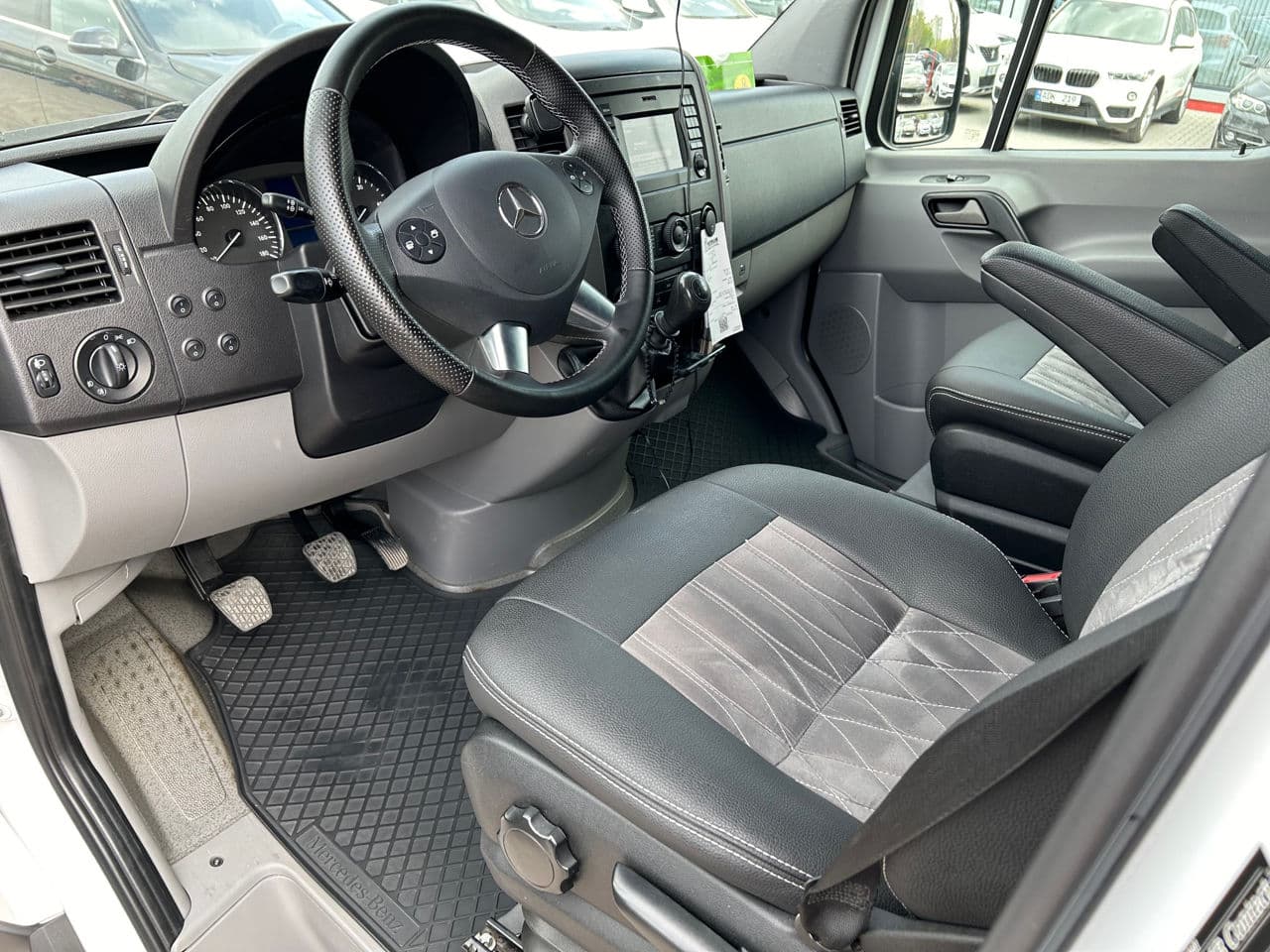 2018 Mercedes Sprinter — Miniatură 7