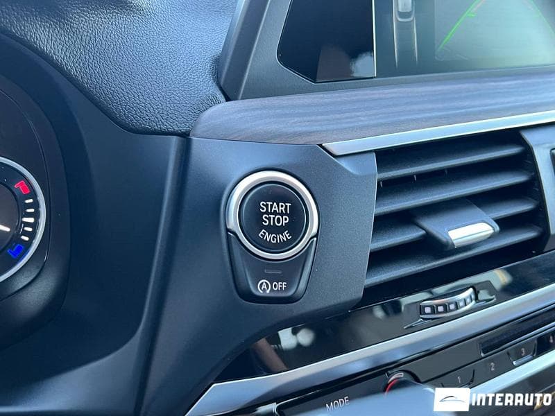 BMW X4 2.0D 2019 — Миниатюра 18