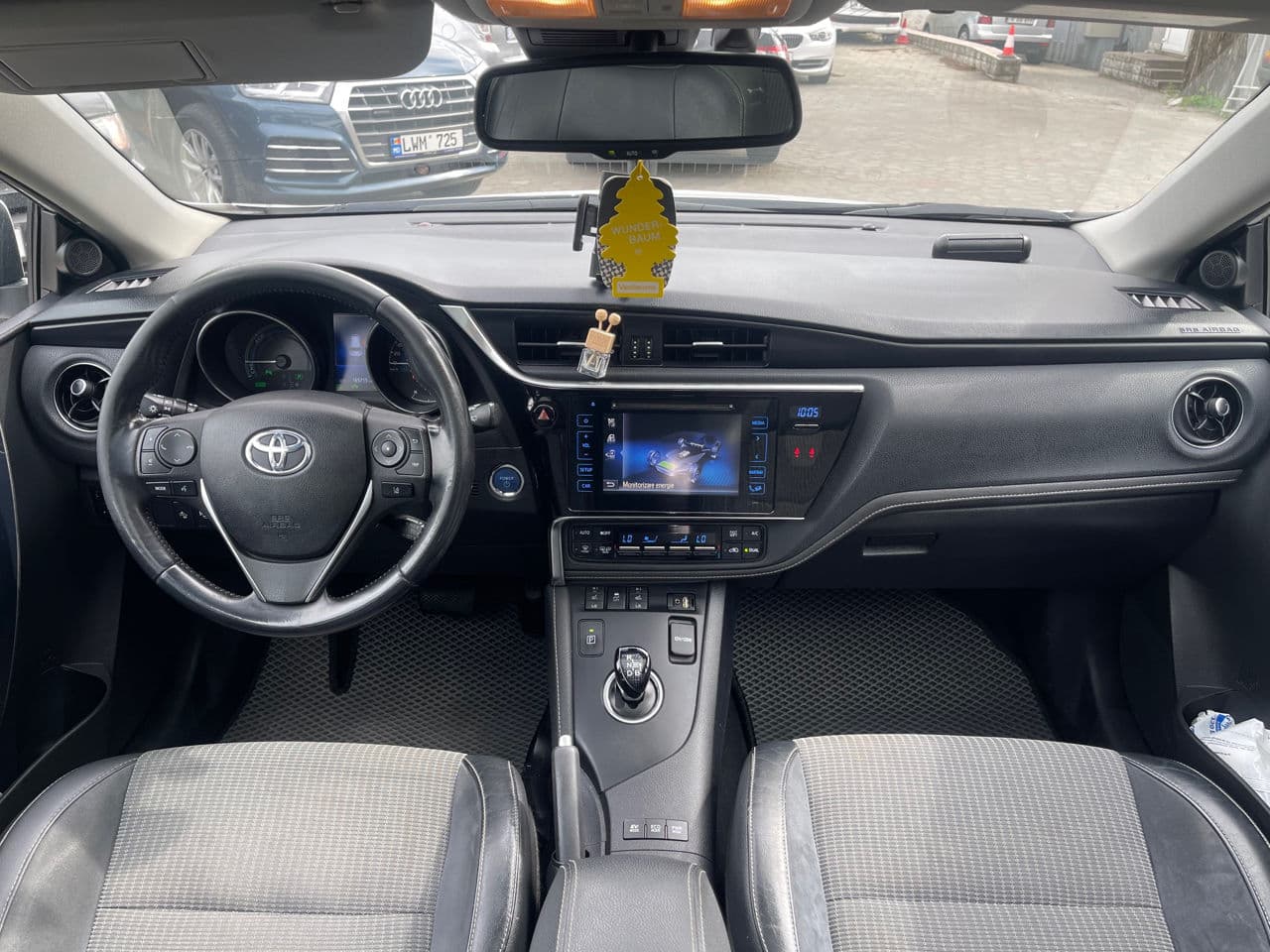 2015 Toyota Auris — Miniatură 6