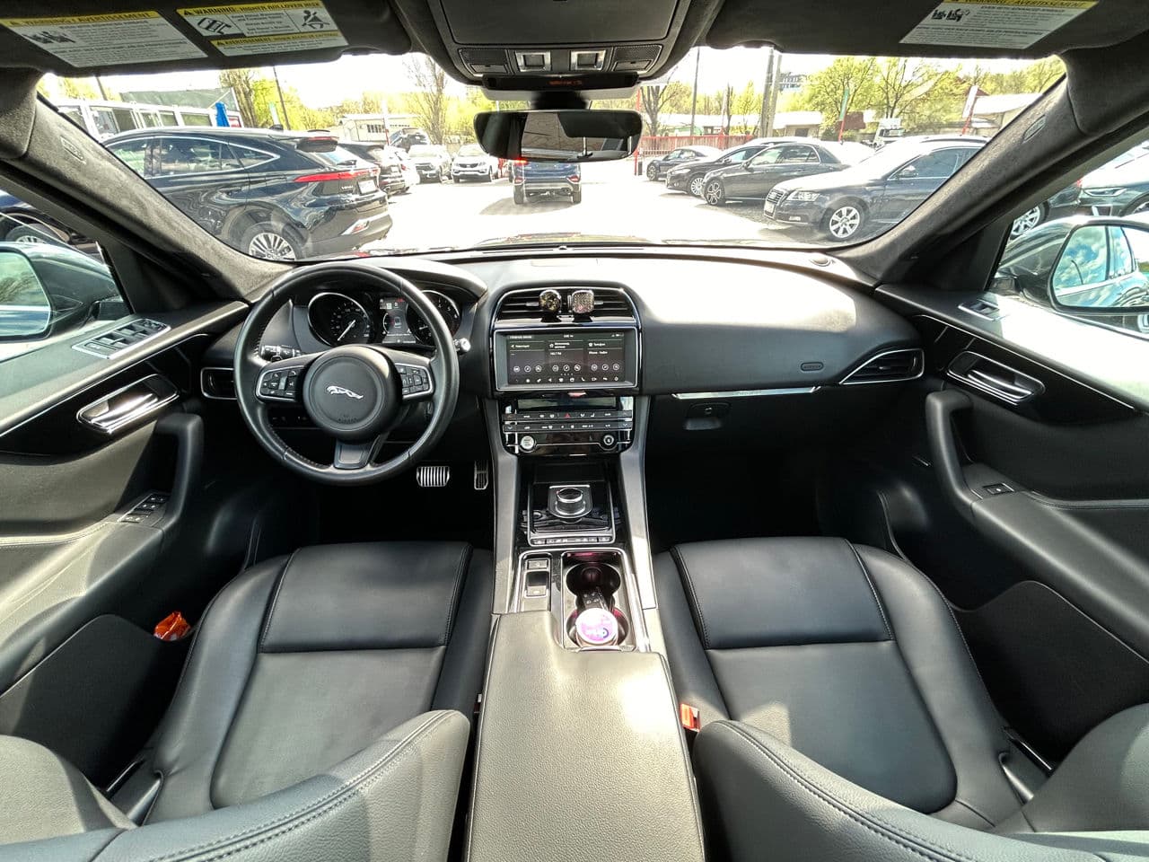 2018 Jaguar F-Pace — Miniatură 10