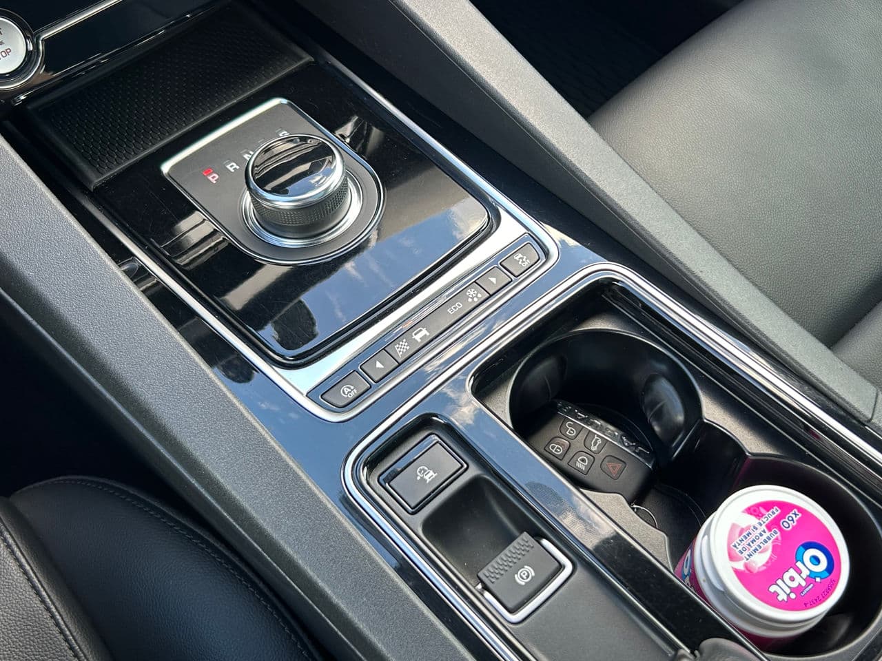 2018 Jaguar F-Pace — Miniatură 15