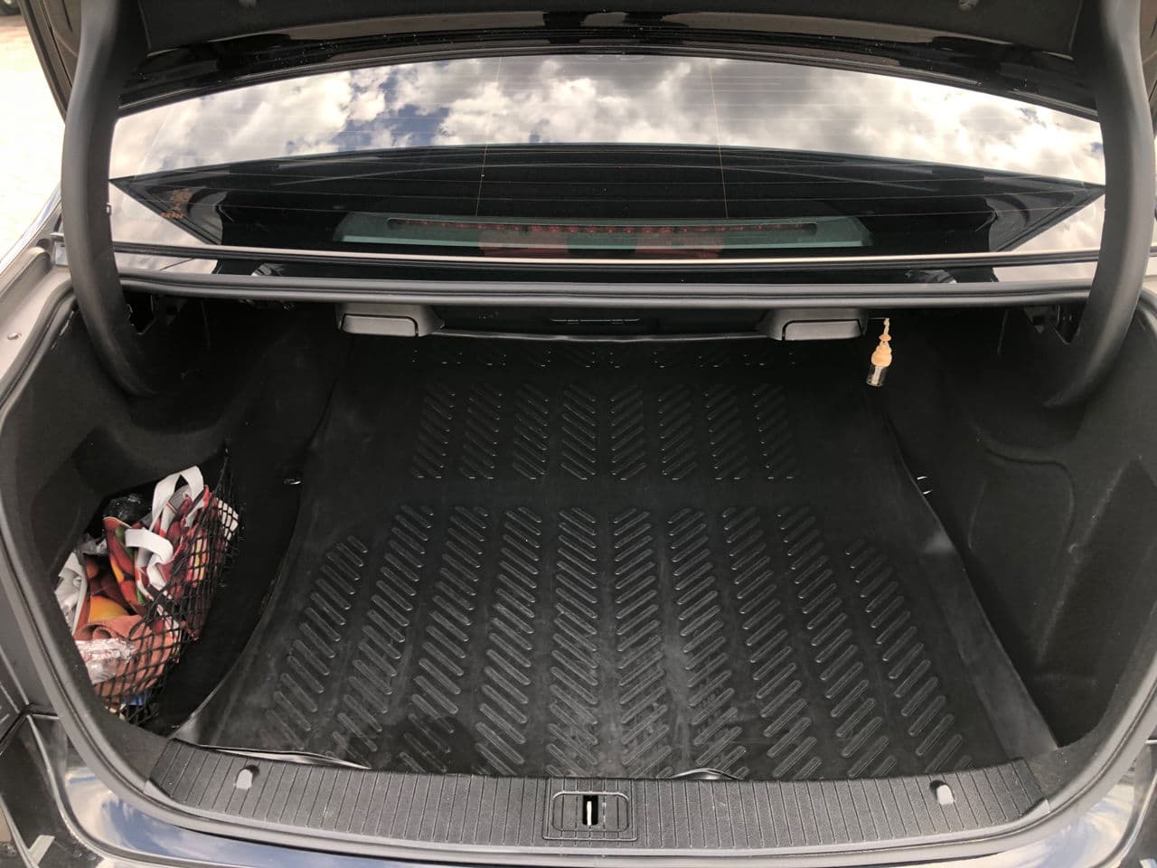 2015 Mercedes E 200 — Miniatură 15