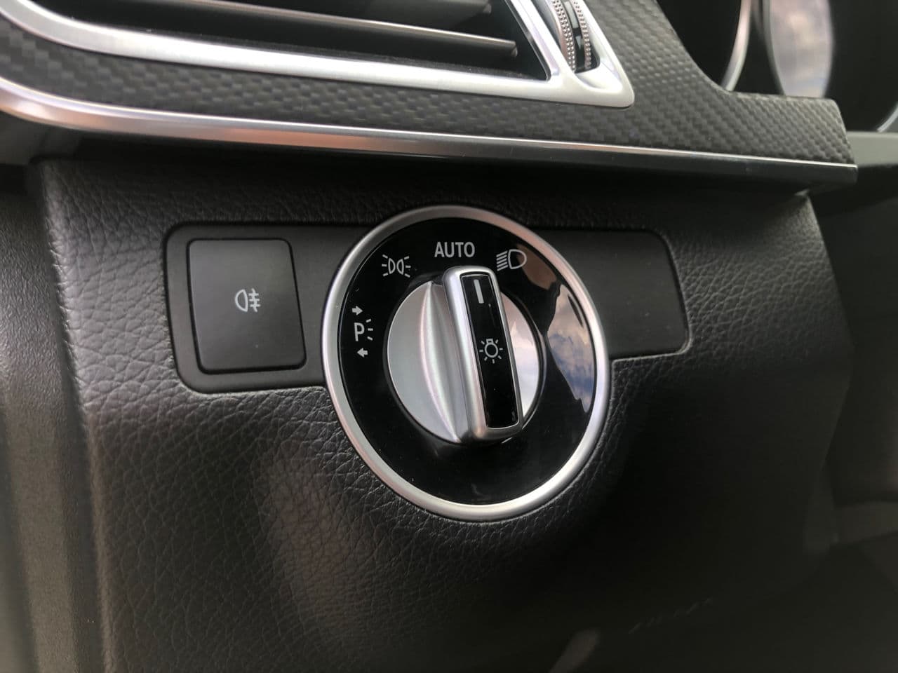 2015 Mercedes E 200 — Miniatură 6