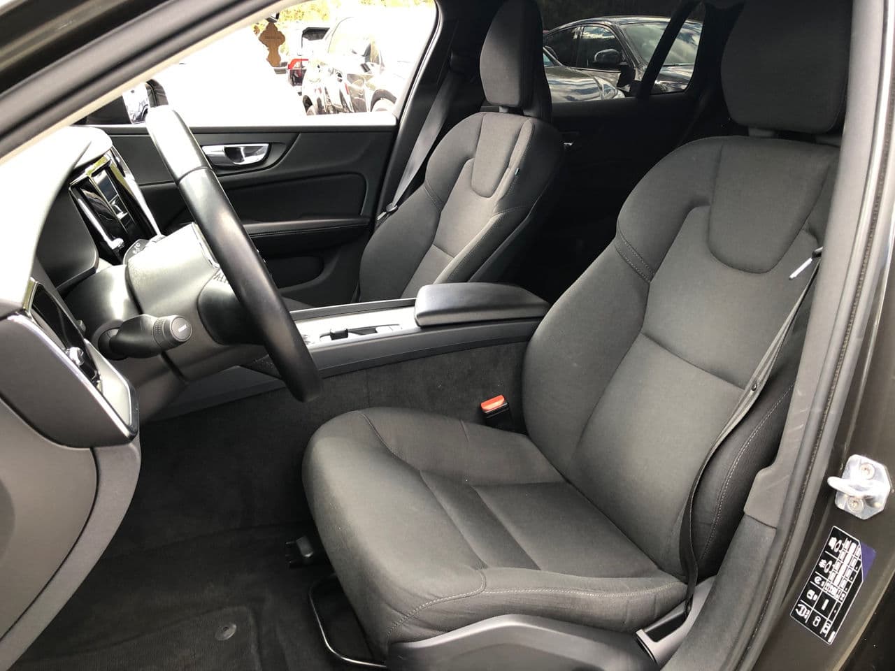 Volvo V 60 2019 — Миниатюра 7
