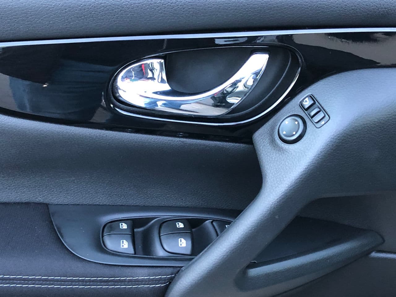 2017 Nissan Qashqai — Miniatură 17