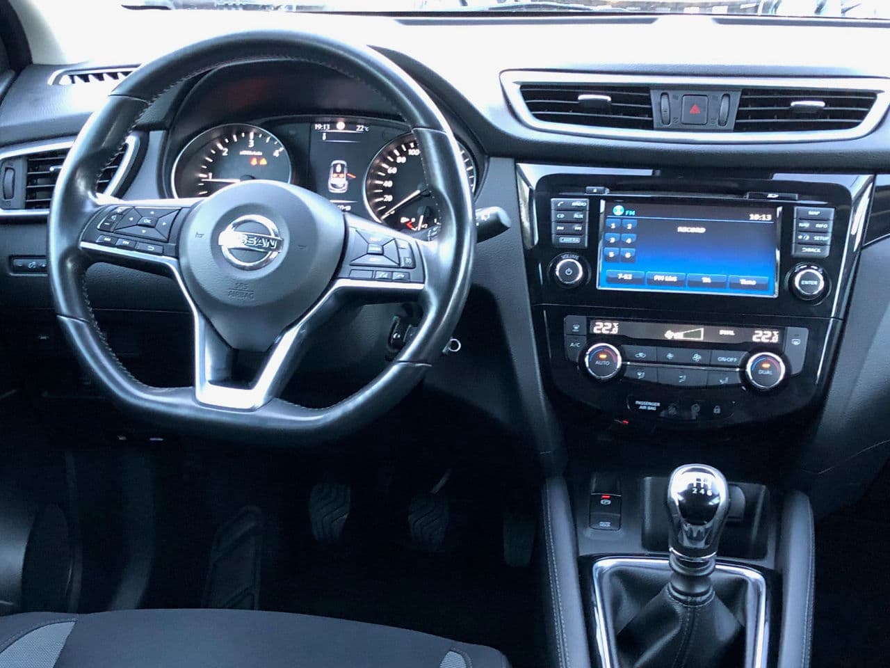 2017 Nissan Qashqai — Miniatură 10