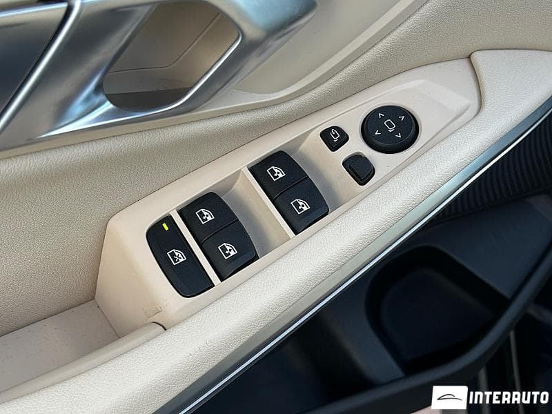 2019 BMW 318 — Miniatură 6