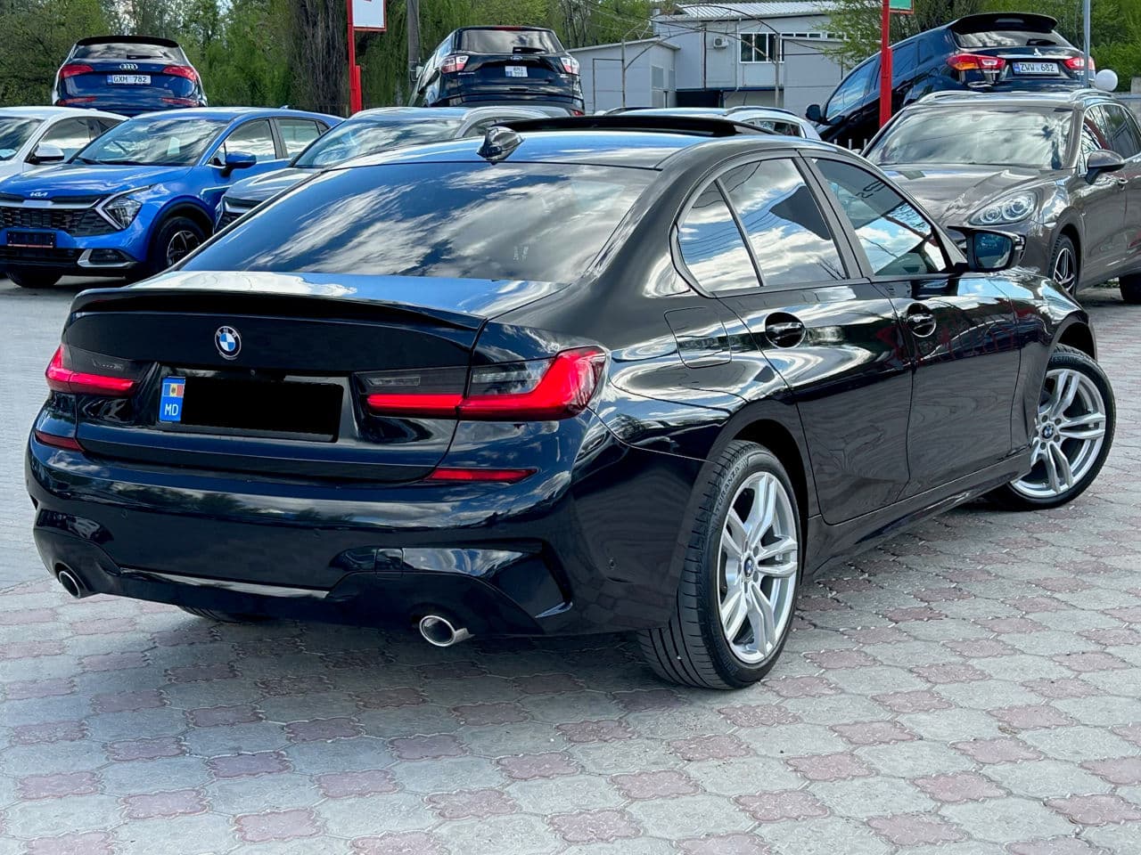 2019 BMW 318 — Miniatură 3