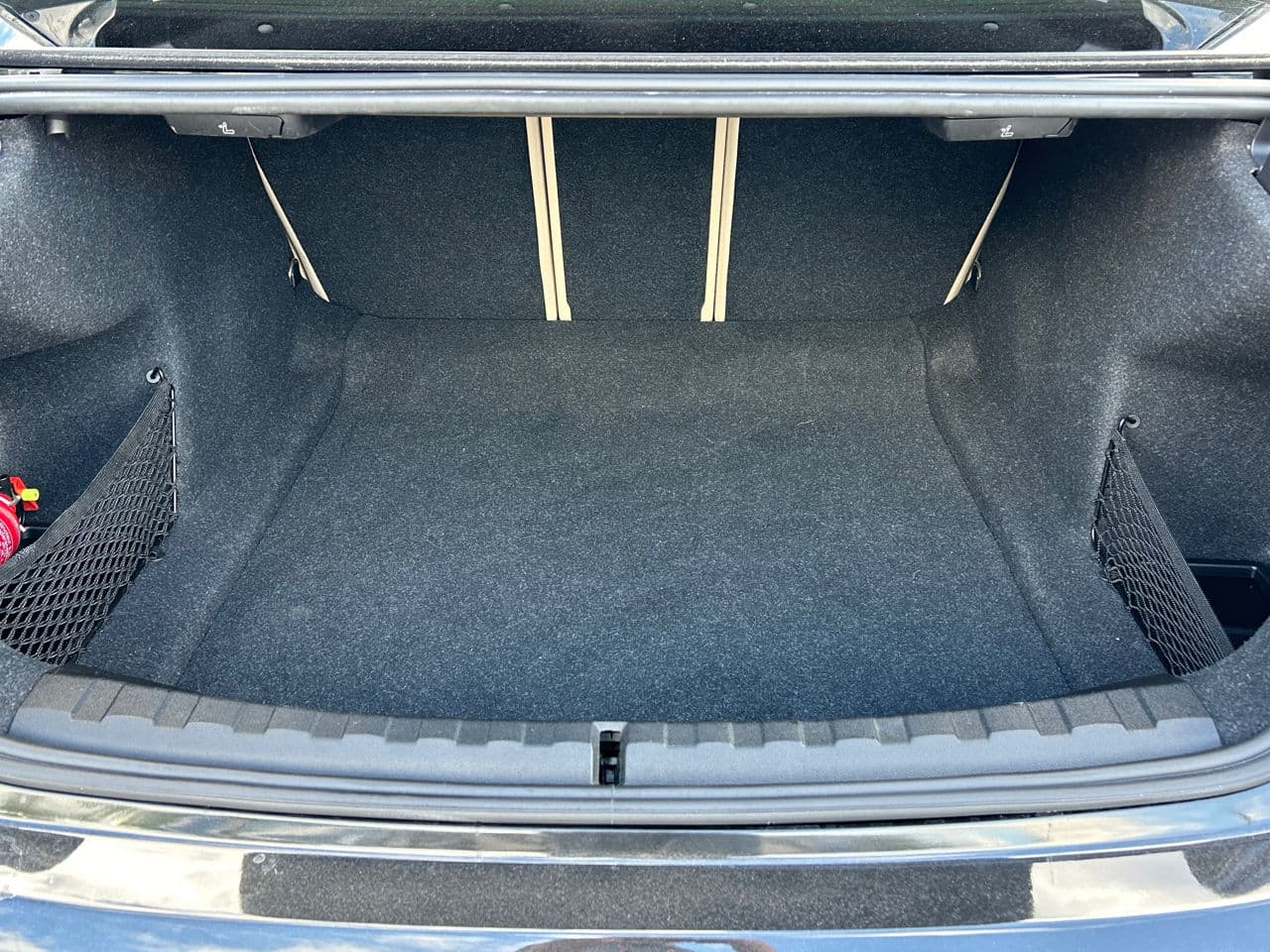 2019 BMW 318 — Miniatură 19