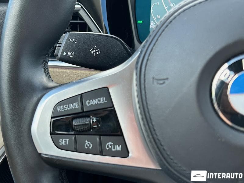 2019 BMW 318 — Miniatură 9
