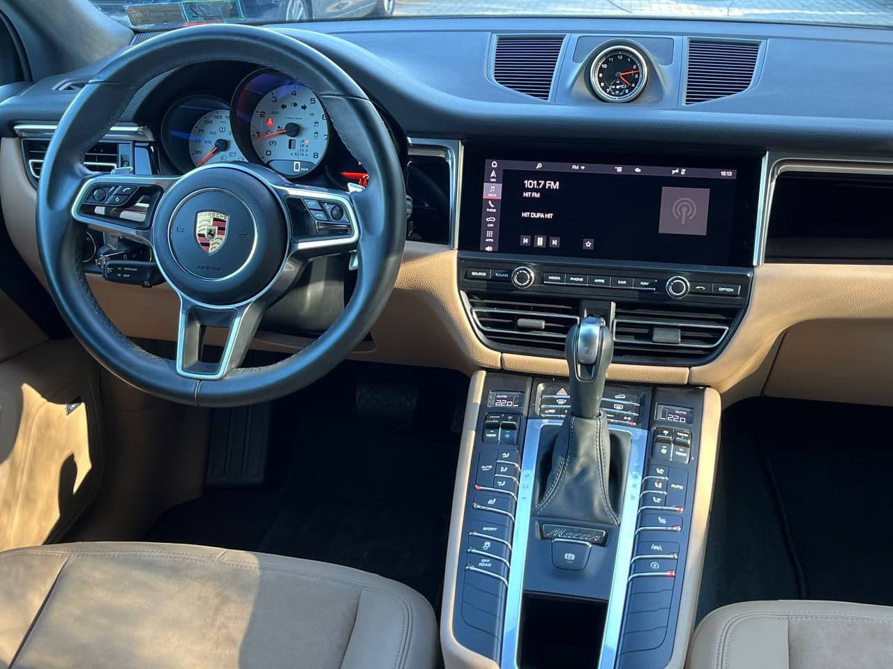 2021 Porsche Macan — Miniatură 10