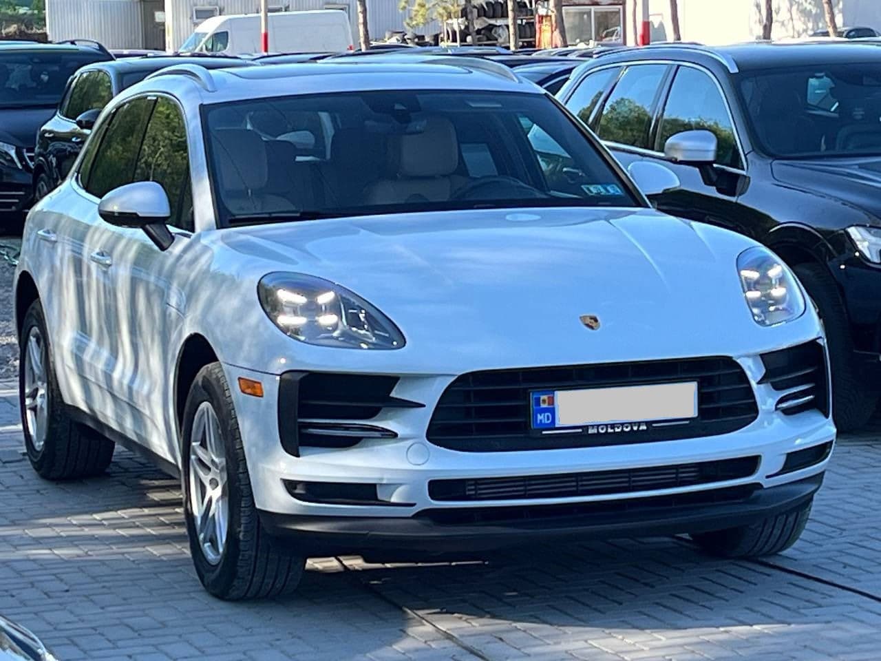 2021 Porsche Macan — Miniatură 3