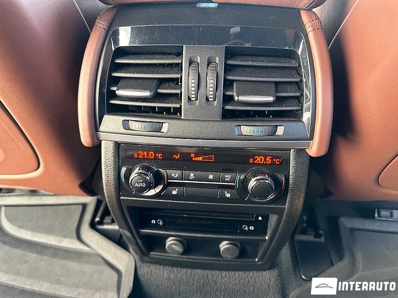 2016 BMW X6 M5.0D — Miniatură 17