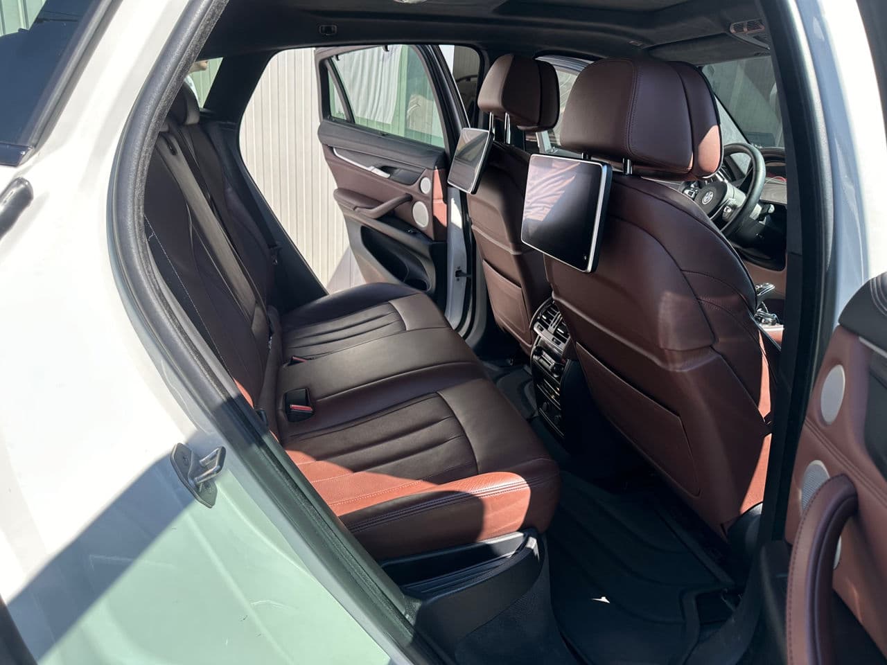 2016 BMW X6 M5.0D — Miniatură 25
