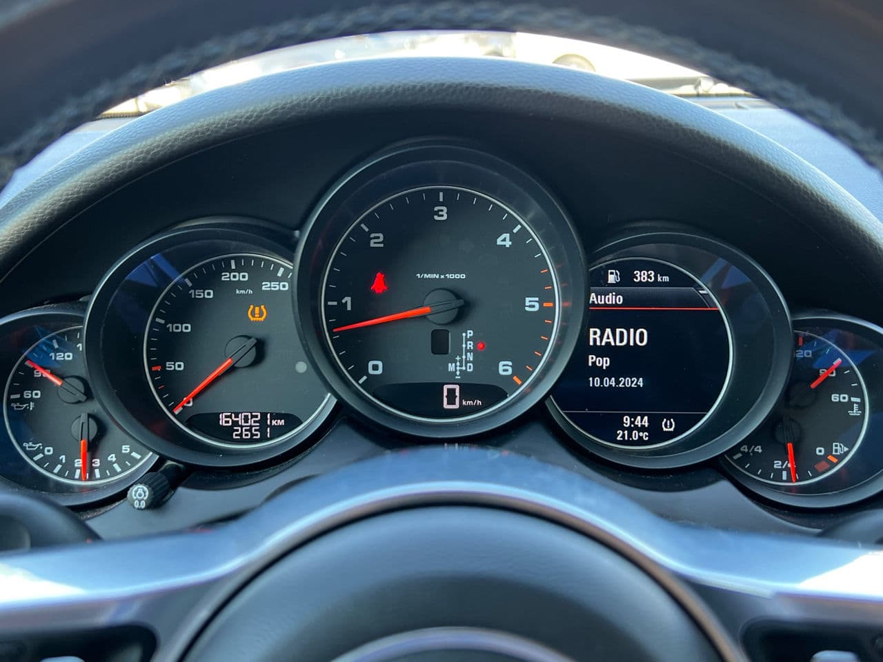 Porsche Cayenne 2017 — Миниатюра 9