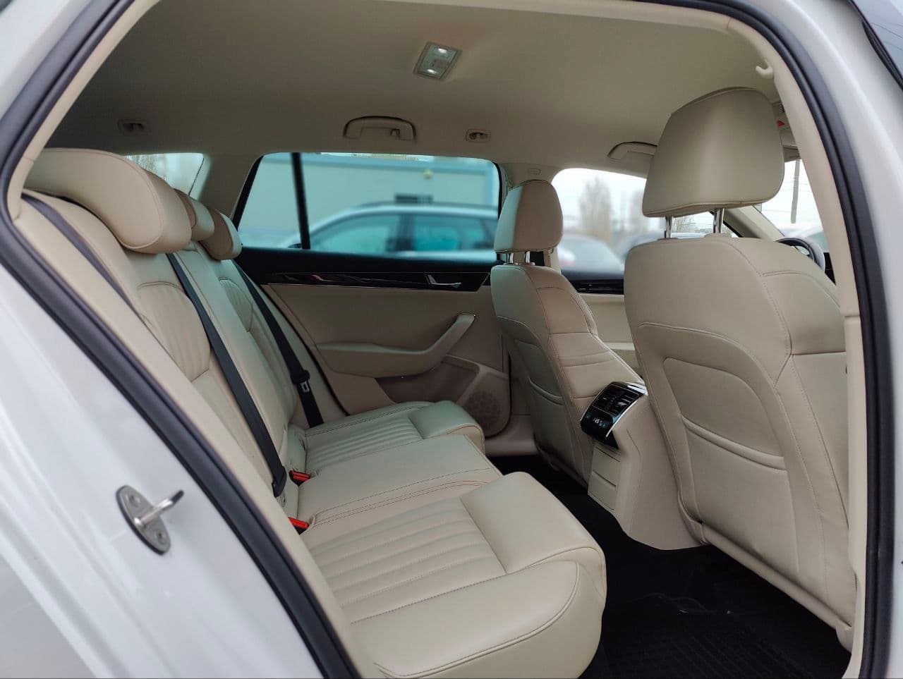Skoda Superb 2020 — Миниатюра 11