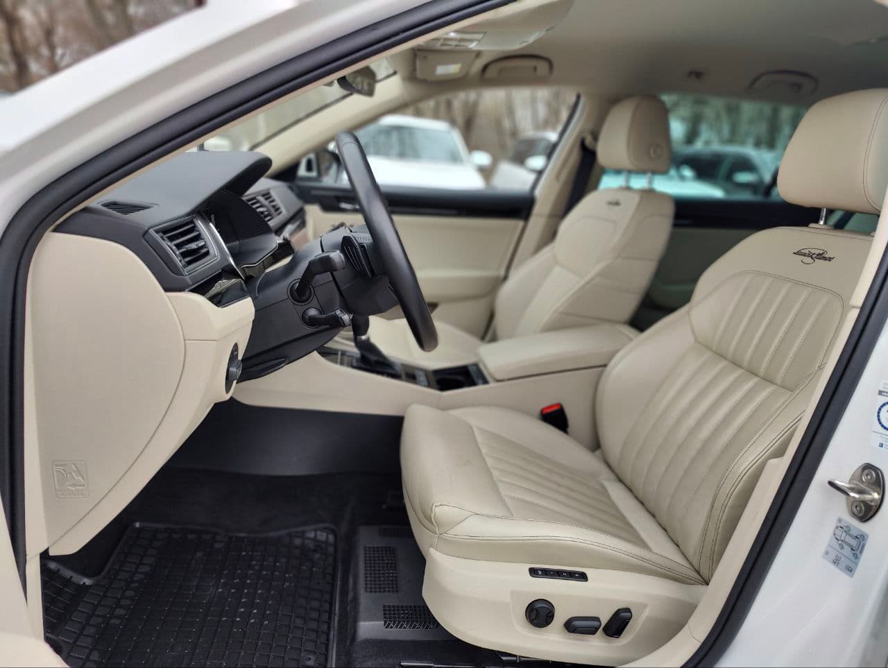 Skoda Superb 2020 — Миниатюра 7