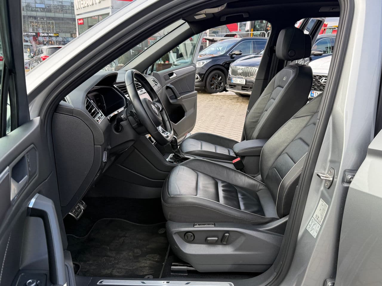 2020 Volkswagen Tiguan — Miniatură 5
