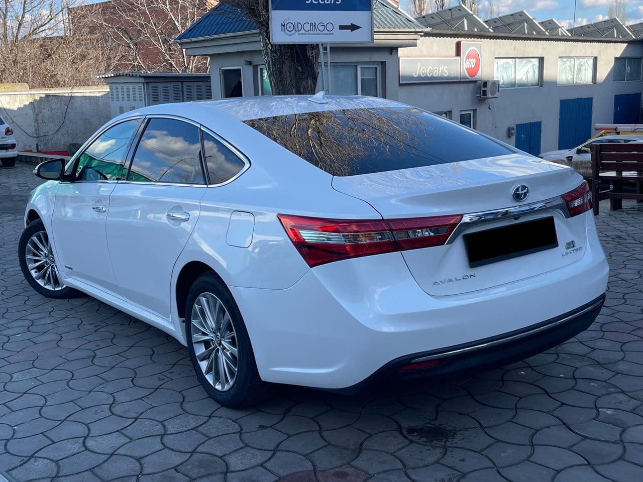 2017 Toyota Avalon — Miniatură 3