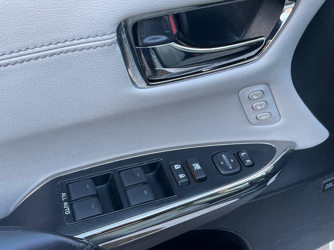 2017 Toyota Avalon — Miniatură 12