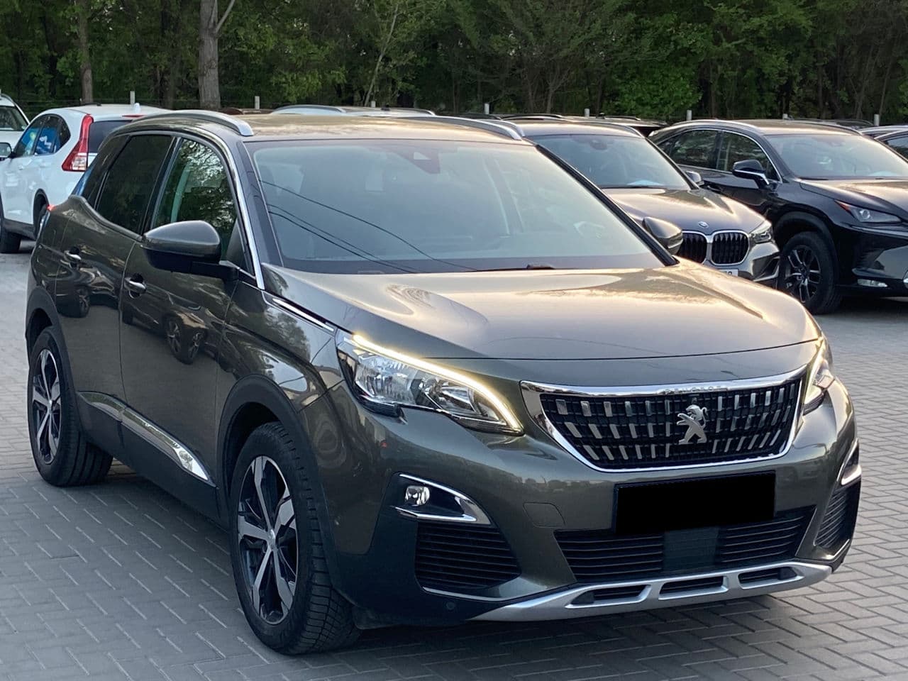 2018 Peugeot 3008 — Miniatură 3