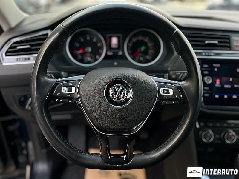2017 Volkswagen Tiguan — Miniatură 11