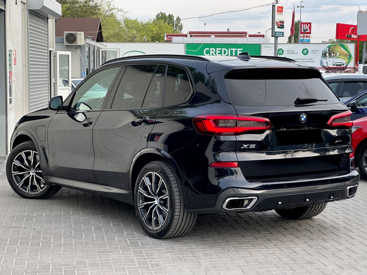 2020 BMW X5 4.5e — Miniatură 4