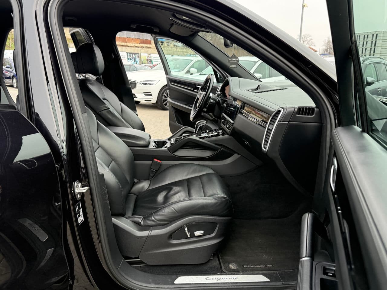 2018 Porsche Cayenne E-Hybrid — Miniatură 16