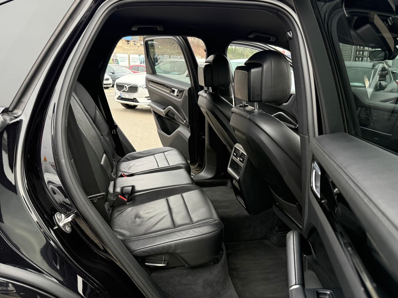 2018 Porsche Cayenne E-Hybrid — Miniatură 15