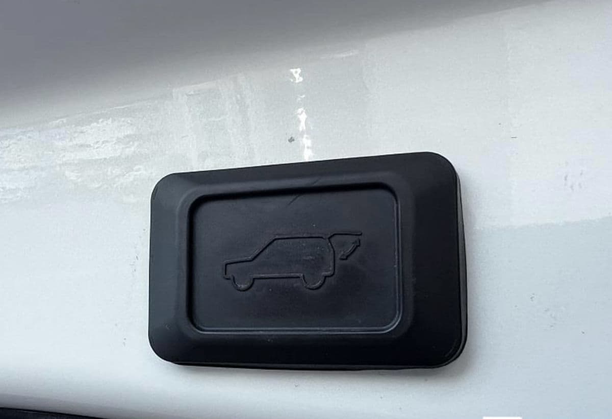 2021 Suzuki Across — Miniatură 16