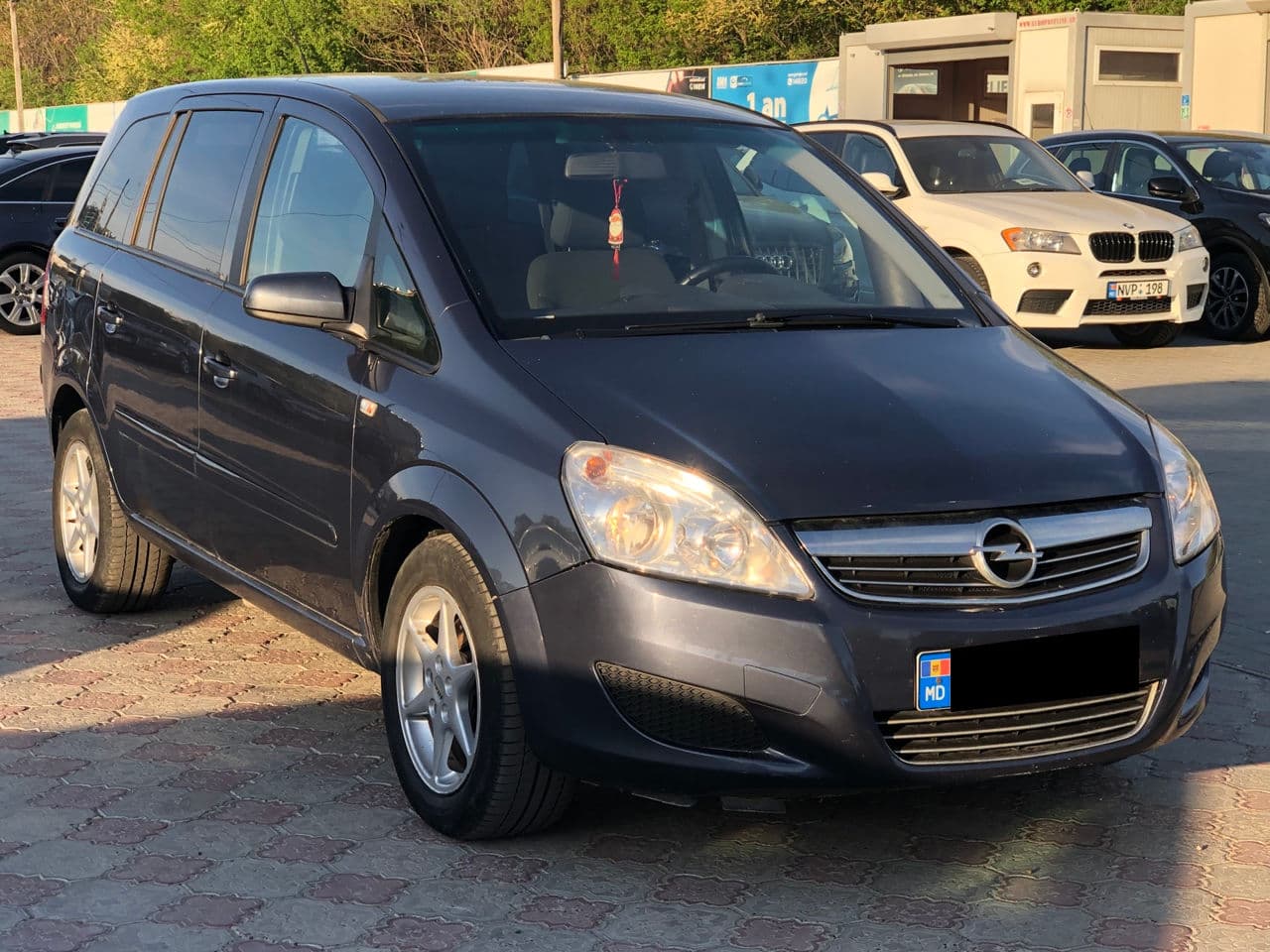 Opel Zafira 2009 — Миниатюра 4