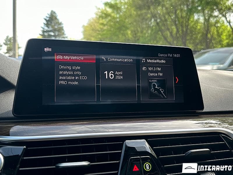 2018 BMW 530e — Miniatură 15