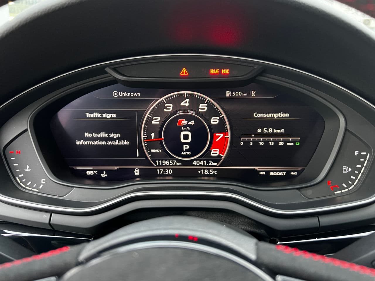 Audi A4 2018 — Миниатюра 10
