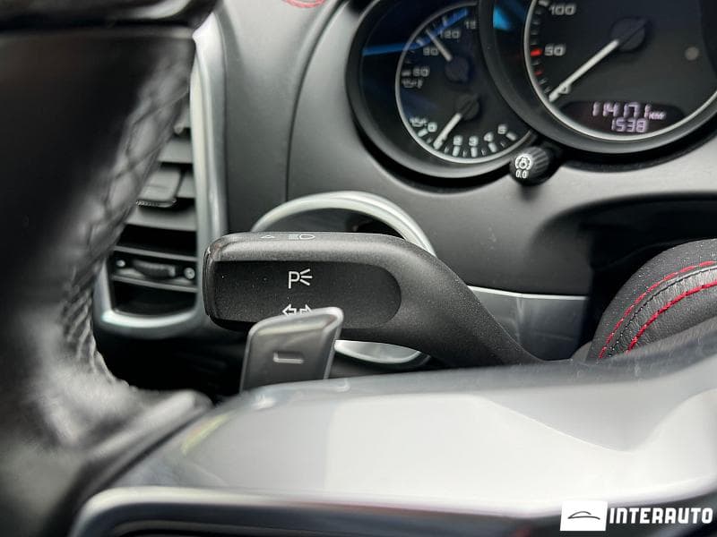 2016 Porsche Cayenne GTS — Miniatură 17