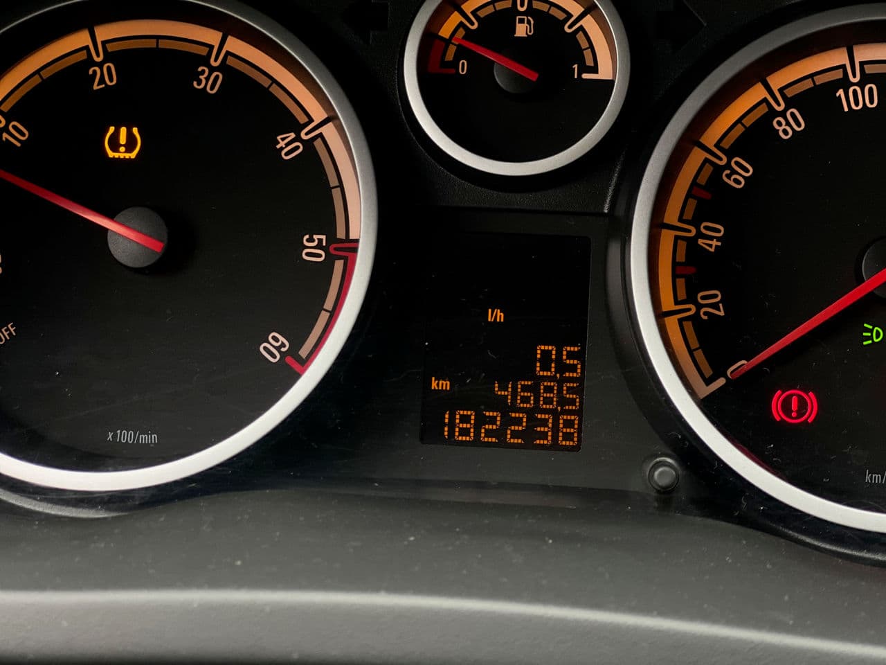 2014 Opel Corsa — Miniatură 9