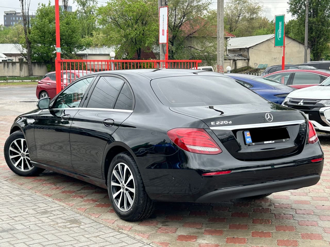 2018 Mercedes E 220 — Miniatură 2