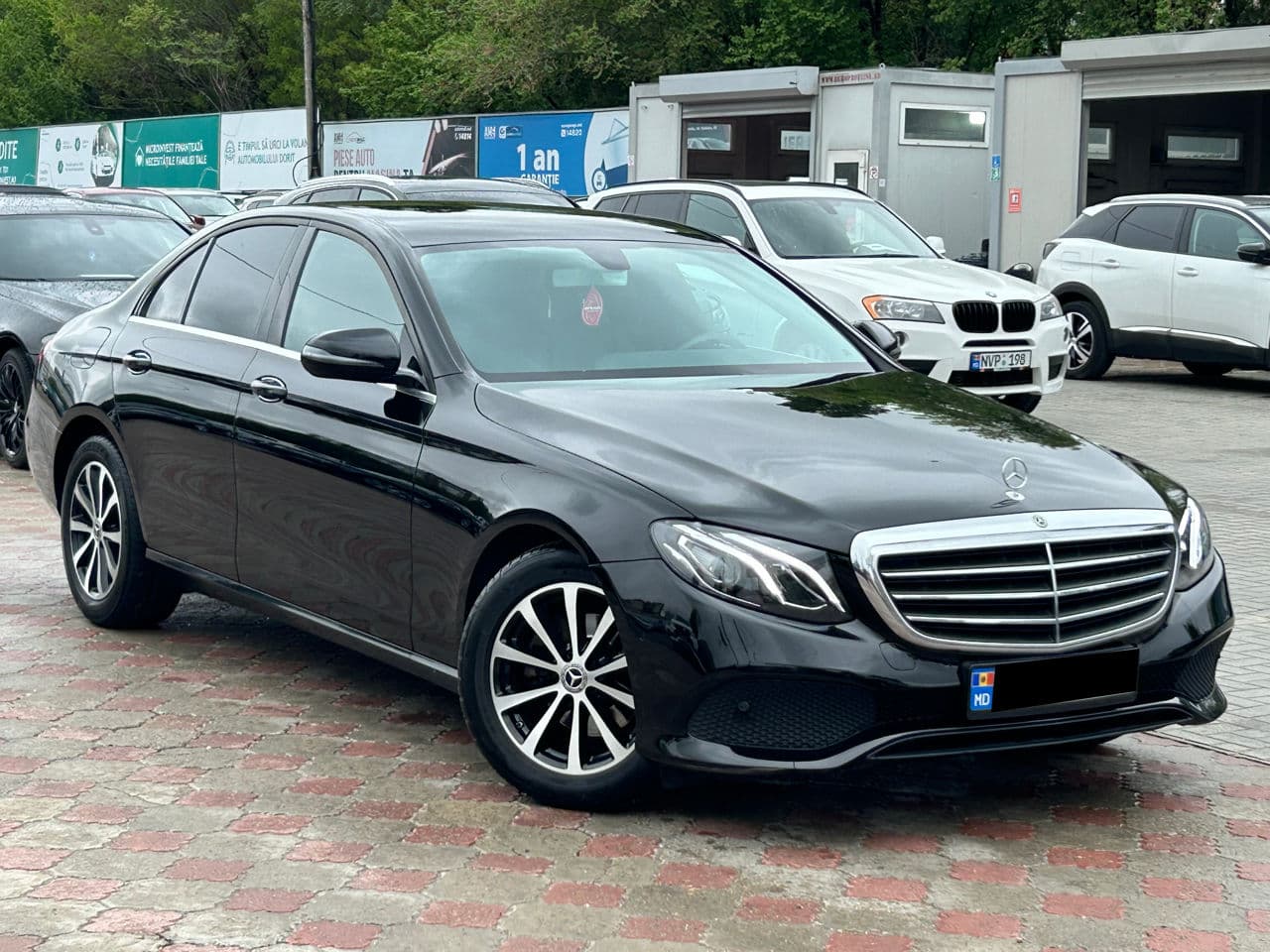 2018 Mercedes E 220 — Miniatură 4