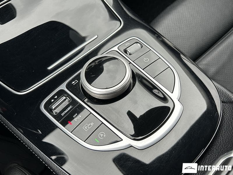 2018 Mercedes E 220 — Miniatură 14