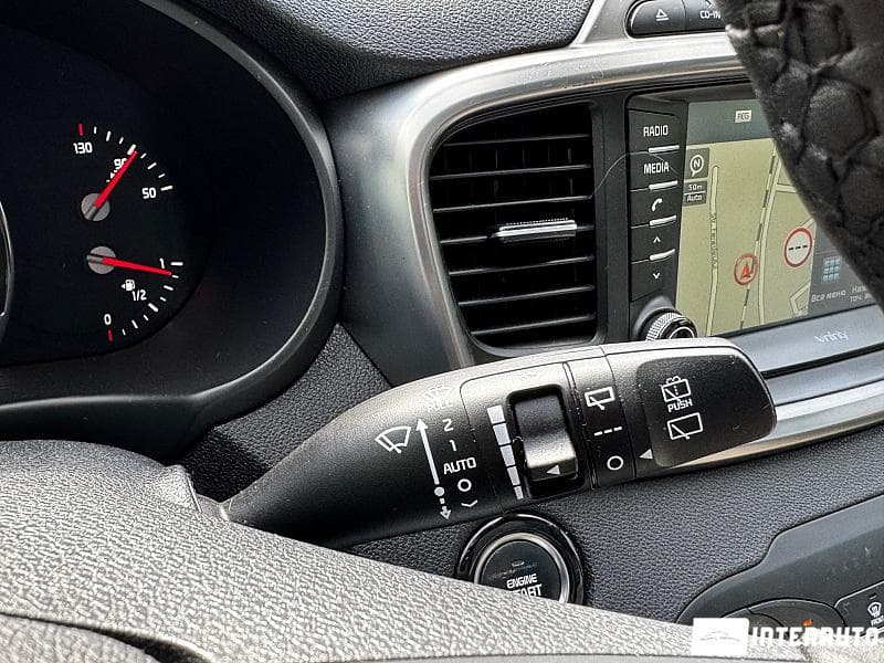 2016 Kia Sorento — Miniatură 17