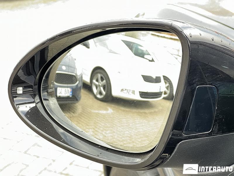 2016 Porsche Cayenne — Miniatură 17